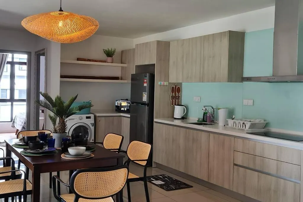 Boho Geniehome 3Br Free W-Ifi @ Utropolis Shahalam Shah Alam 0*,  Malaysia